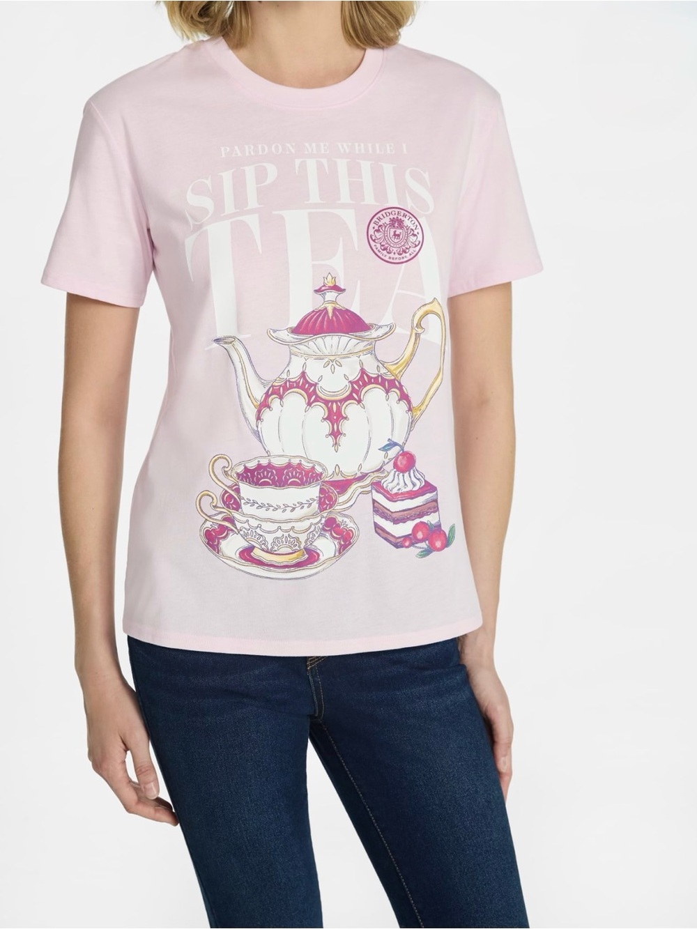 Bridgerton ‘PARDON MR WHILE I SIP THIS TEA’ Women's Graphic Tee